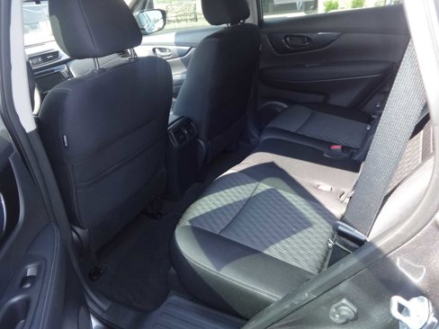 Used 2020 Nissan Rogue S image 12