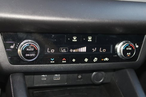 Used 2022 Mitsubishi Outlander SEL image 16