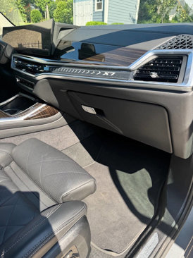 Used 2024 BMW X7 xDrive40i image 7