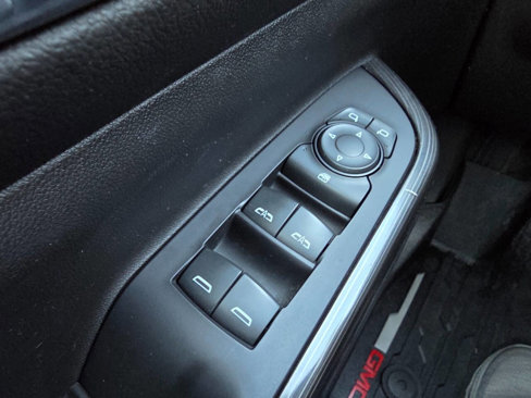 Used 2020 GMC Acadia SLT w/ LPO, Floor Liner Package image 22