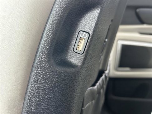 Used 2020 Kia Telluride S w/ S 8 Passenger Seating Package image 37