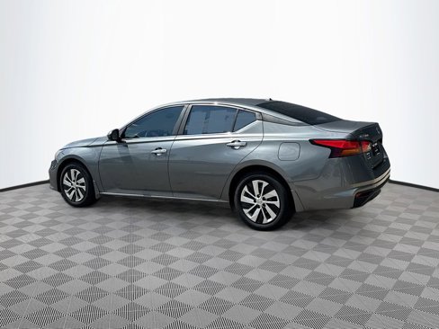 Used 2019 Nissan Altima 2.5 S image 3