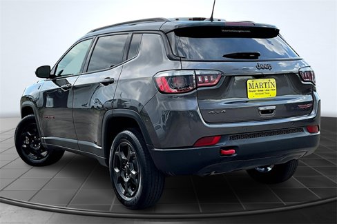 Used 2023 Jeep Compass Trailhawk image 2