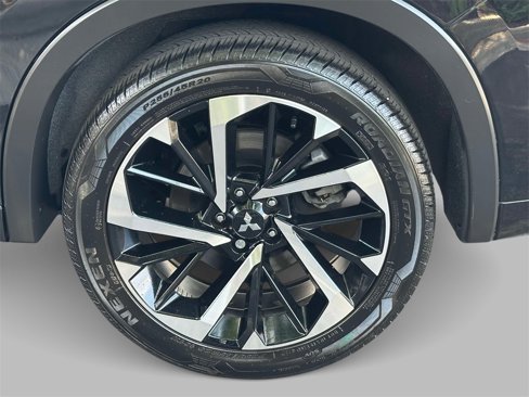 Used 2022 Mitsubishi Outlander SEL image 13