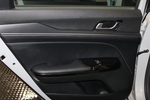 Used 2025 Kia K5 GT-Line w/ GT-Line Premium Package image 32