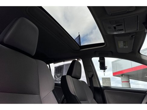 Used 2018 Toyota RAV4 XLE image 18