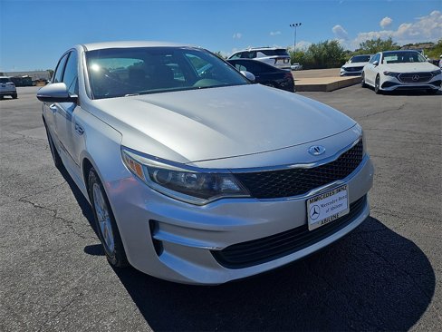 Used 2018 Kia Optima LX image 11