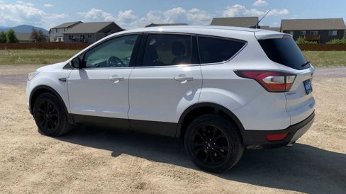 Used 2017 Ford Escape SE image 6
