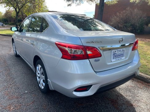 Used 2019 Nissan Sentra S image 3