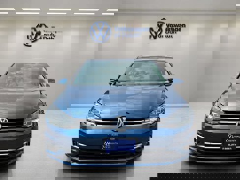 Used 2018 Volkswagen Golf SE image 8