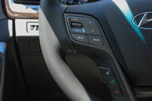 Used 2017 Hyundai Santa Fe SE image 27