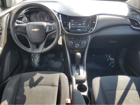 Used 2017 Chevrolet Trax LS image 23