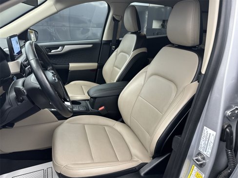 Used 2020 Ford Escape SEL image 13