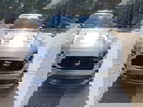 Used 2020 Ford Mustang Premium image 10