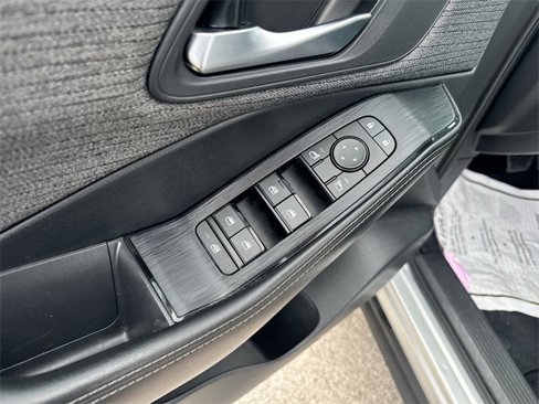 Used 2021 Nissan Rogue SV image 19