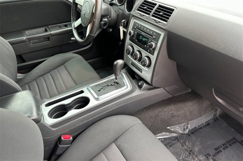 Used 2009 Dodge Challenger SE image 14