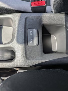 New 2025 Nissan Versa S w/ Trunk Package image 22