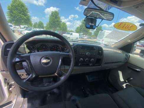 Used 2013 Chevrolet Silverado 3500 W/T image 27