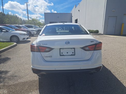 Certified 2020 Nissan Altima 2.5 SR w/ Premium Package image 7