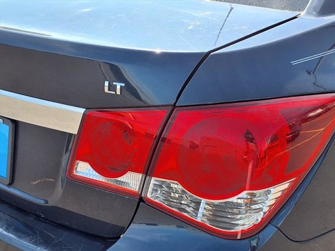 Used 2015 Chevrolet Cruze LT w/ Sun And Sound Package image 21