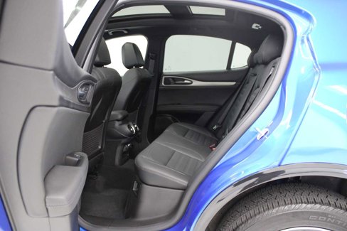 Used 2024 Alfa Romeo Tonale Veloce w/ Active Assist Package image 36