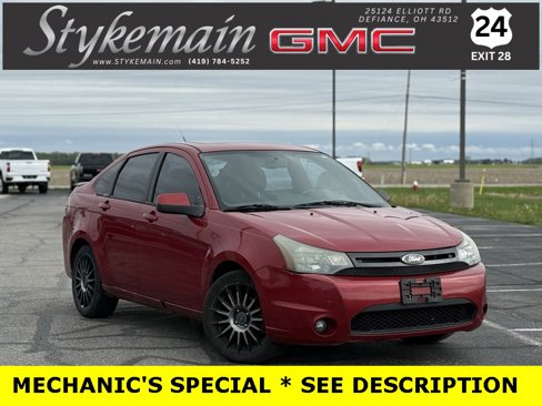 Used 2011 Ford Focus SES w/ 401A Rapid Spec Order Code image 1