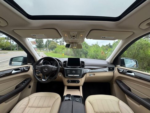 Used 2018 Mercedes-Benz GLE 350 image 2