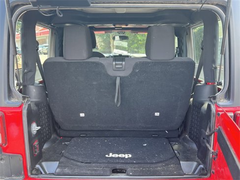 Used 2015 Jeep Wrangler Sport image 21