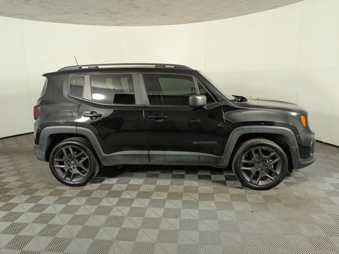 Used 2021 Jeep Renegade Latitude w/ Convenience Group image 4