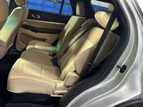 Used 2016 Ford Explorer FWD image 30