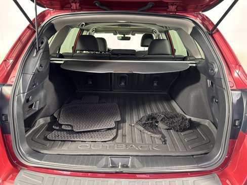 Used 2018 Subaru Outback 2.5i Limited image 18