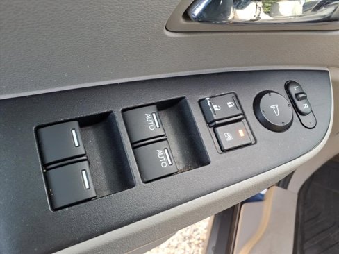 Used 2015 Honda Odyssey EX-L image 18
