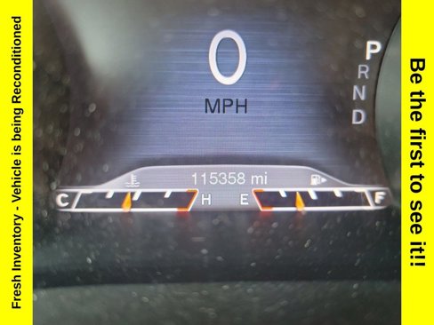 Used 2015 Jeep Cherokee Trailhawk w/ Cold Weather Group image 16