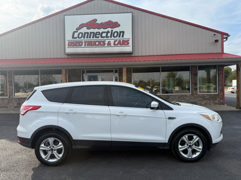 Used 2016 Ford Escape SE image 3