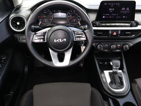 Used 2024 Kia Forte LXS image 9