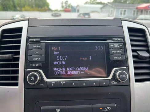 Used 2017 Nissan Frontier S image 17