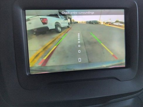 Used 2020 Jeep Renegade Latitude image 13