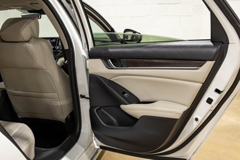 Used 2018 Honda Accord EX-L image 30