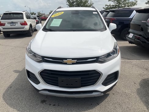 Used 2019 Chevrolet Trax LT w/ LT Convenience Package image 2