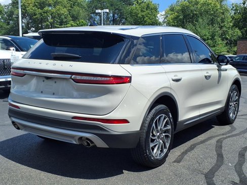 Used 2021 Lincoln Corsair AWD image 7