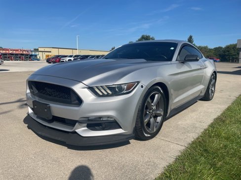 Used 2015 Ford Mustang Coupe w/ Equipment Group 051A image 7