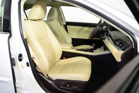 Used 2018 Lexus ES 350 image 19