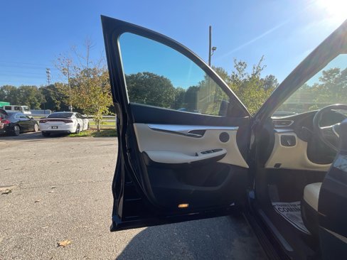 Used 2019 INFINITI QX50 Luxe w/ Cargo Package image 39