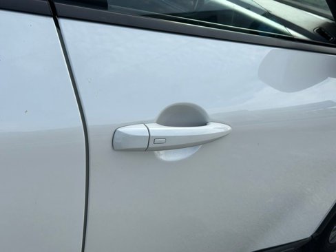 Used 2023 Nissan Rogue SV image 25