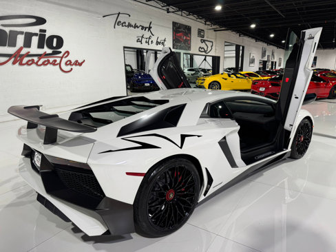 Used 2016 Lamborghini Aventador LP 750-4 Superveloce image 15