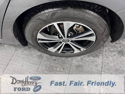 Used 2023 Nissan Sentra SV image 20