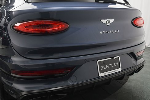 Used 2022 Bentley Bentayga image 23