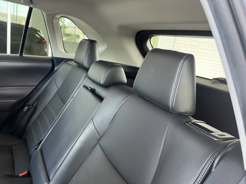 Used 2022 Toyota RAV4 XLE Premium image 23