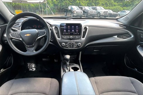 Used 2023 Chevrolet Malibu LT image 7