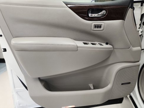 Used 2013 Nissan Quest LE image 12